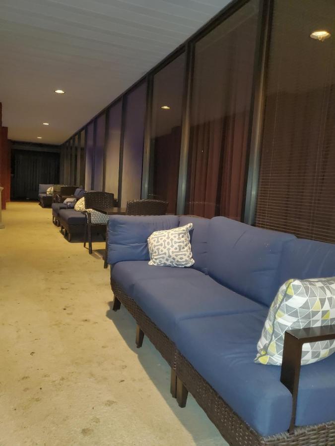 New Hope Inn & Suites Exterior photo